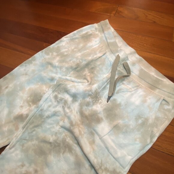 Old Navy Tie Dye Joggers size Medium - Picture 2 of 6